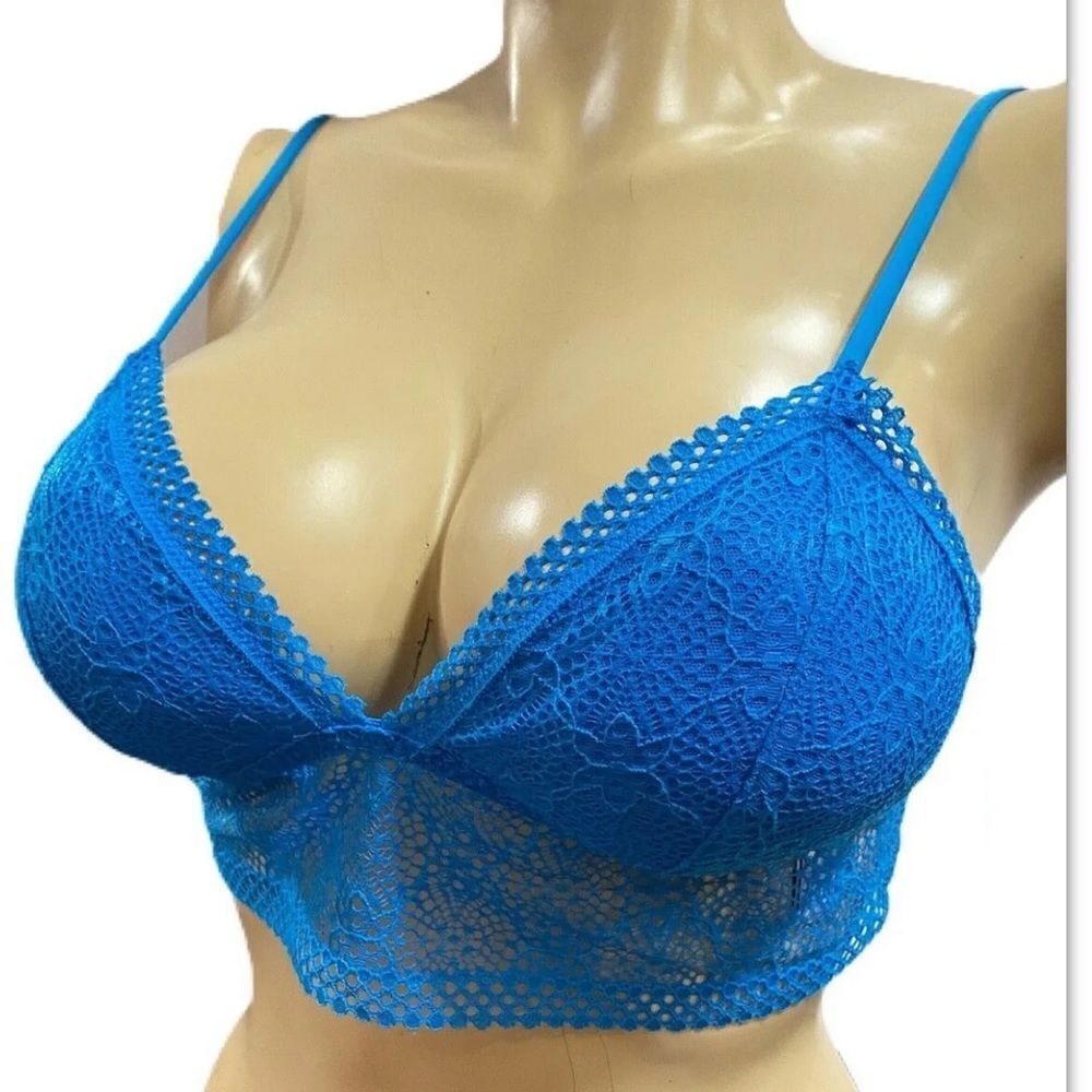 Victoria’s Secret crochet Lace Lightly Lined Wire free long bralette bra blue S